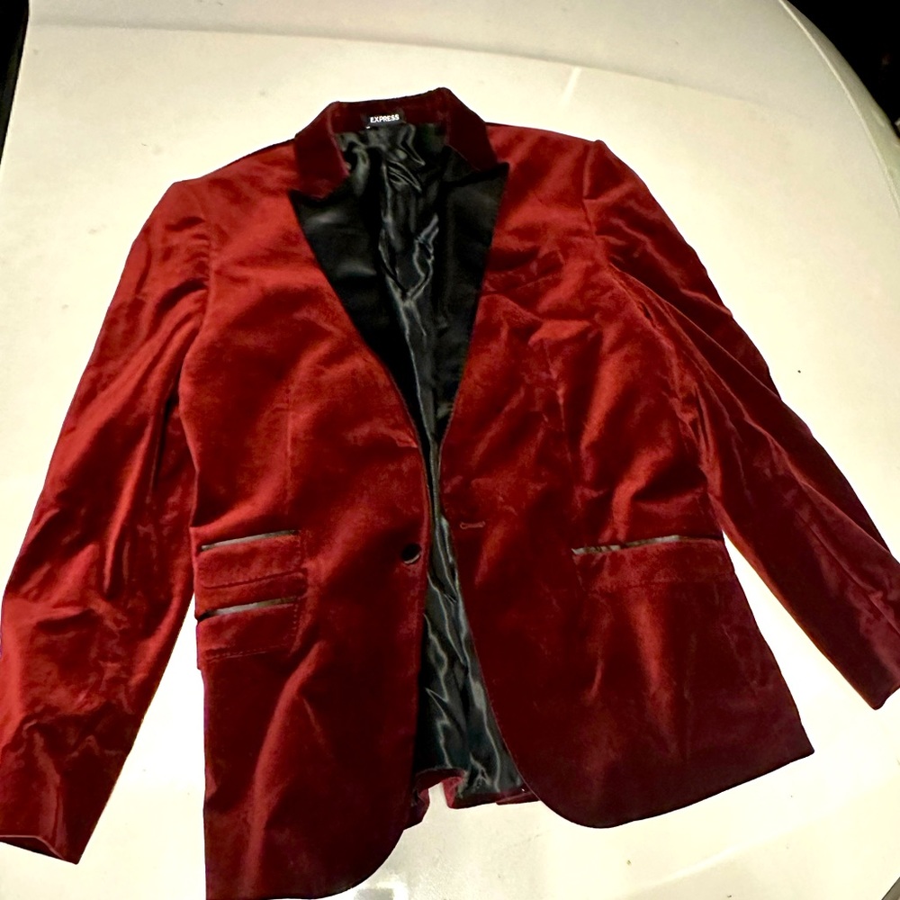 Express men’s burgundy tuxedo slim cut blazer
